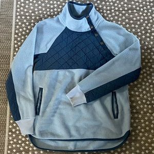 Asymmetrical snap up fleece EUC